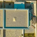 Valora Villa Vir