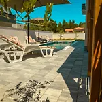 Valora Villa Vir