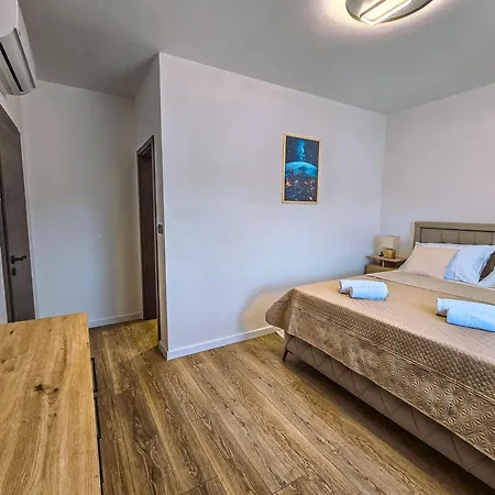 Valora Villa